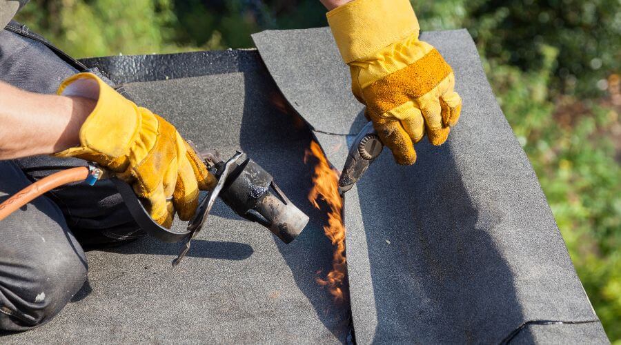 Professional metal roof installation in Dearborn, MI